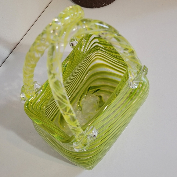 Vintage Lime Green Yellow Striped Swirls Art Glass Purse - Picture 5 of 9